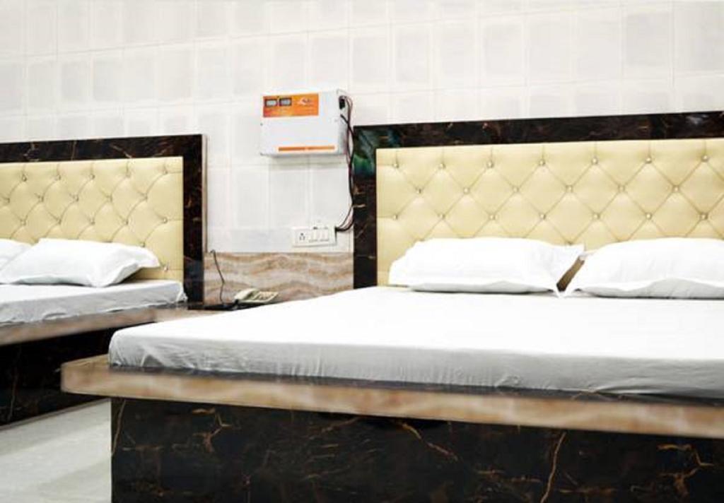 Ifm Guest House Amritsar Esterno foto